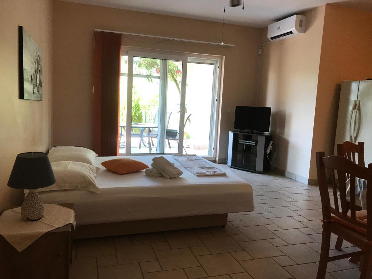 Villa Mara Промайна Екстериор снимка