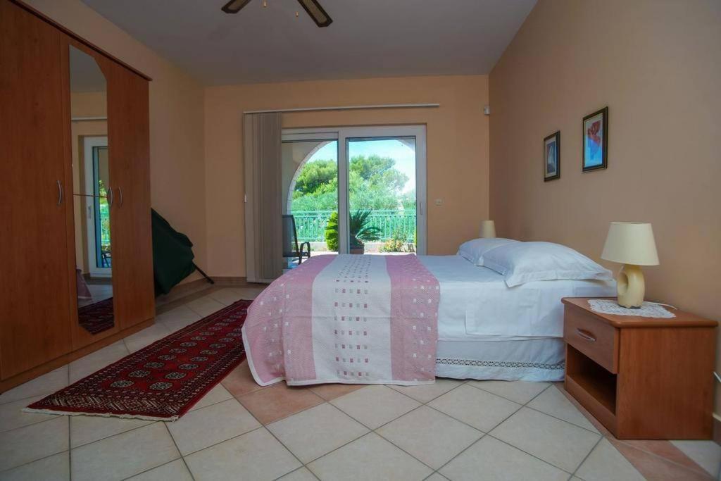 Villa Mara Промайна Екстериор снимка