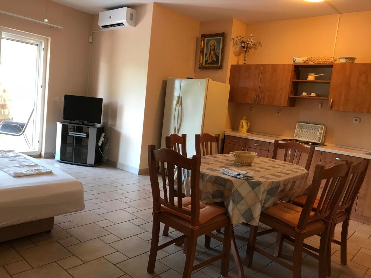 Villa Mara Промайна Екстериор снимка